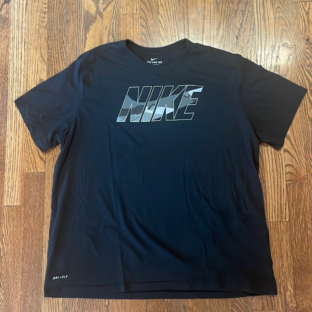 Nike dri-fit t-shirt